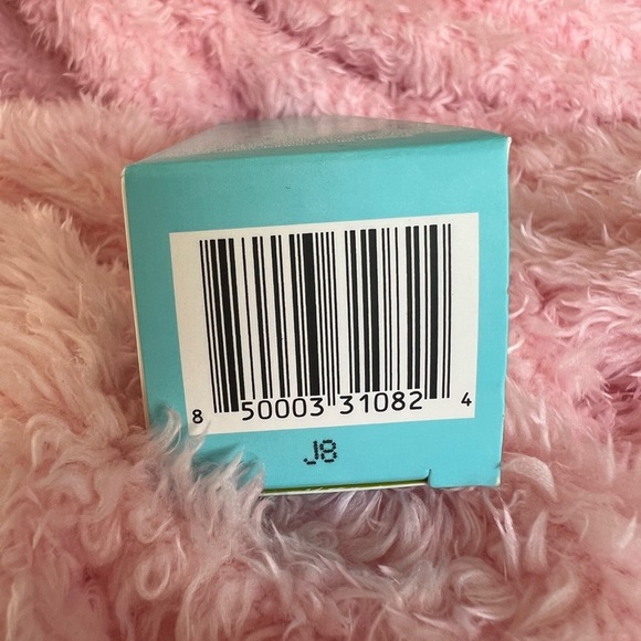 TULA Skincare So Poreless Deep Exfoliating Scrub - Picture 14 of 15